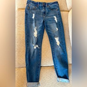 Almost brand new jeans, fit great and are stretchy! Very comfortable